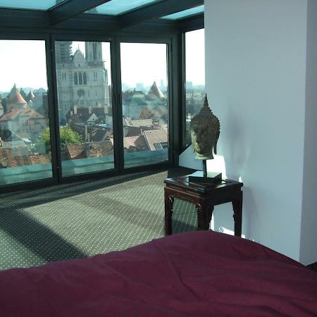 Upper Town Apartment Radiceva Zagreb Buitenkant foto