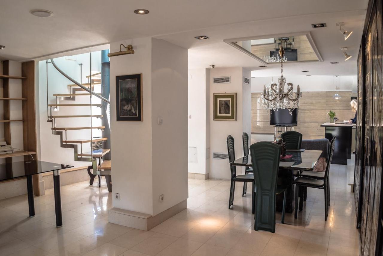 Upper Town Apartment Radiceva Zagreb Buitenkant foto